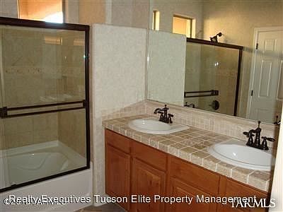 4th image of 2298 E Stone Stable Dr