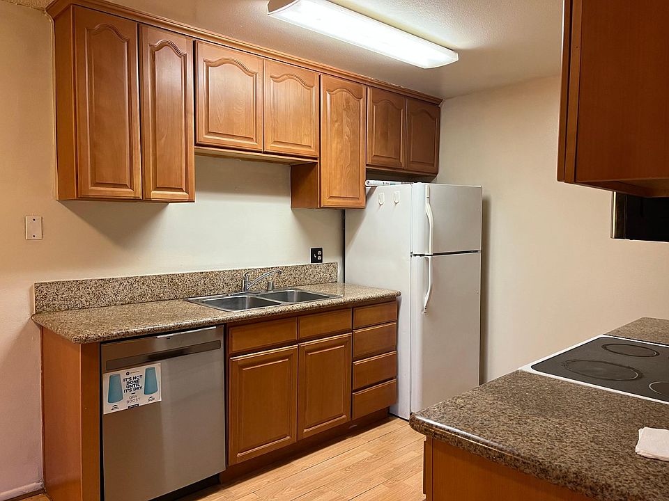 1st image of 23665 Golden Springs Dr #E7