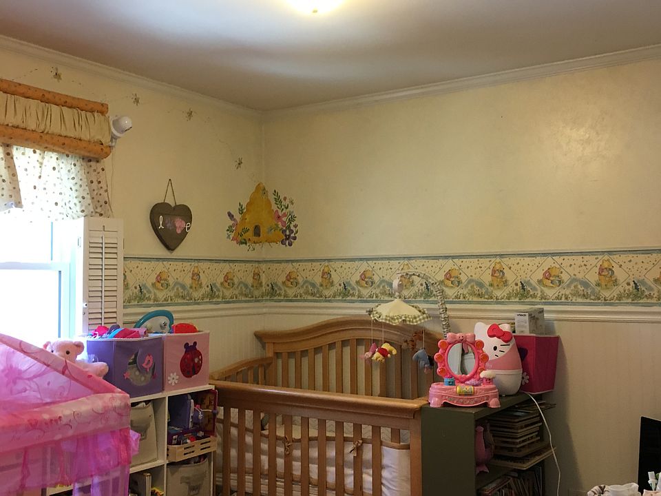 1st image of 1660 Woodfield St