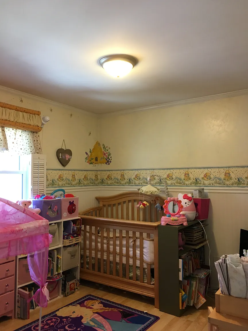 1660 Woodfield St photo 1