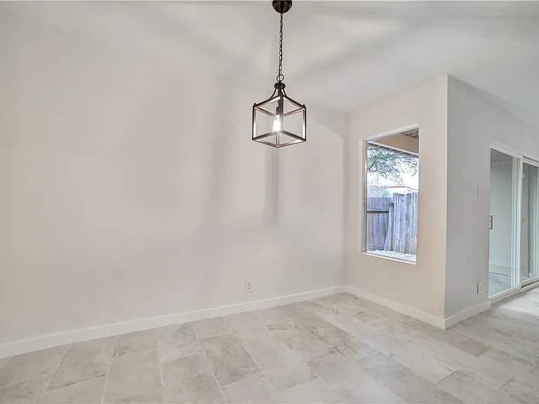 2600 Penny Ln #118 — Photo 11
