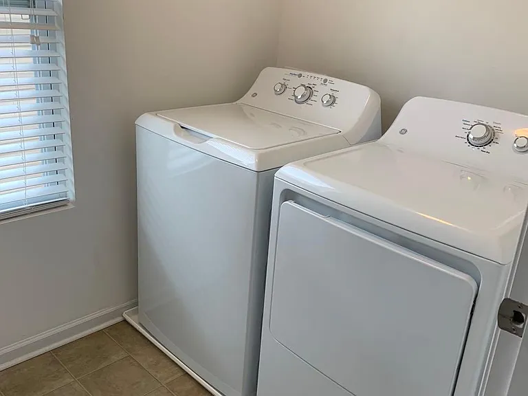 2420 Autumn Mist Dr — Photo 16