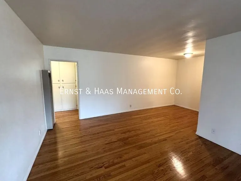 332 Magnolia Ave #K — Photo 3