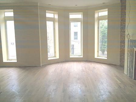 5th image of 521 Throop Ave APT 2