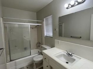 268 E Navilla Pl, Covina, CA 91723
