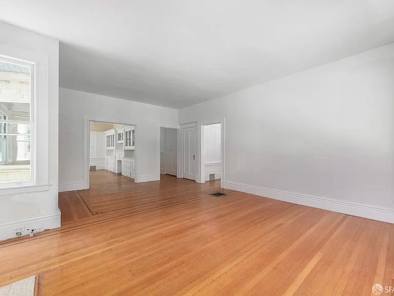 3877 Jackson St — Photo 8