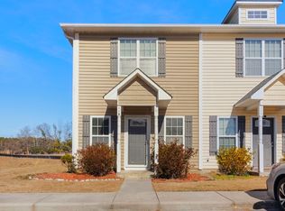 116 Parrot Landing Dr, Hubert, NC 28539