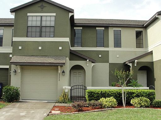 1st image of 2228 7 Oaks Dr