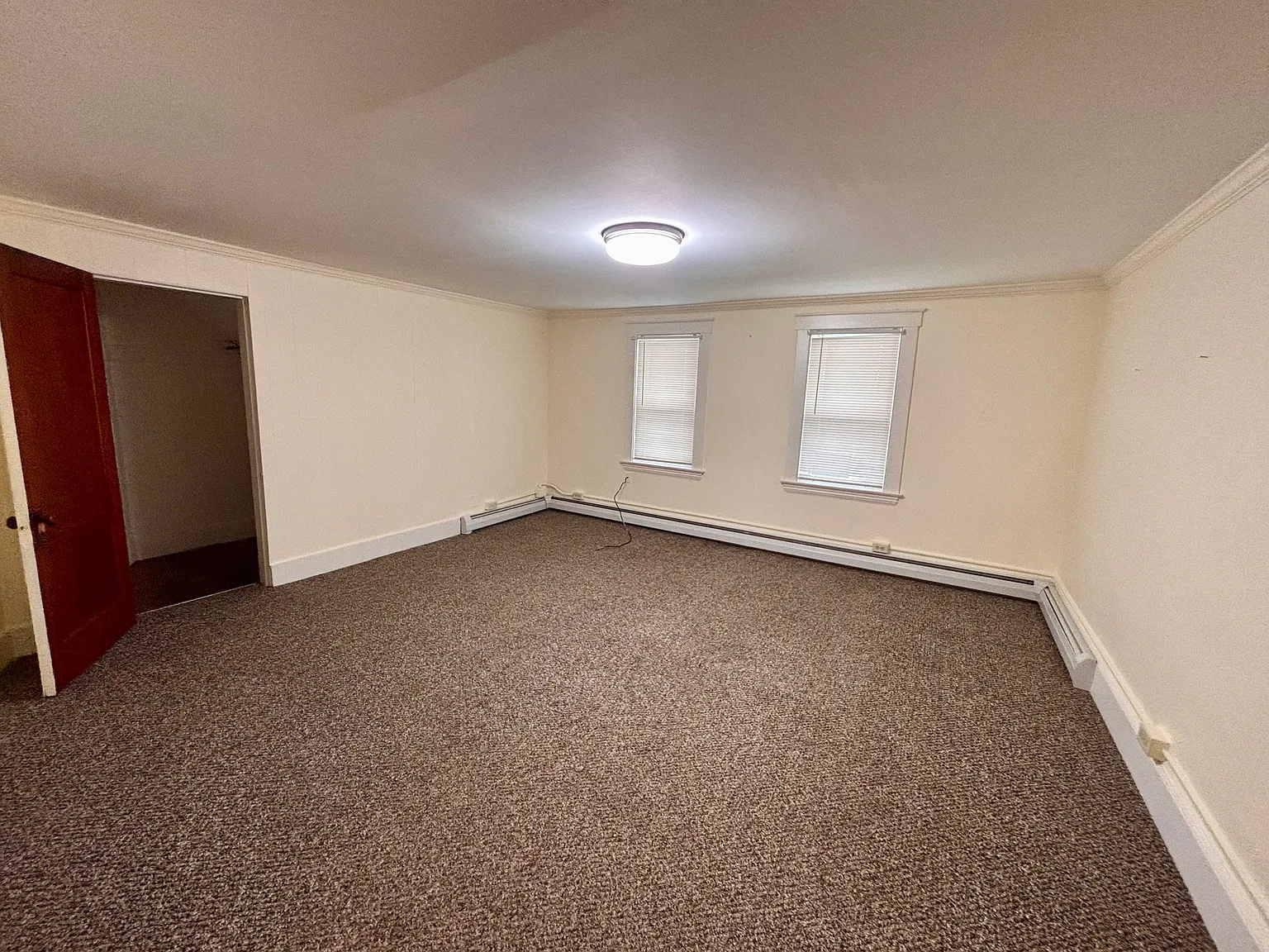 2 bed, 900 sqft, $1,875 — Photo 2