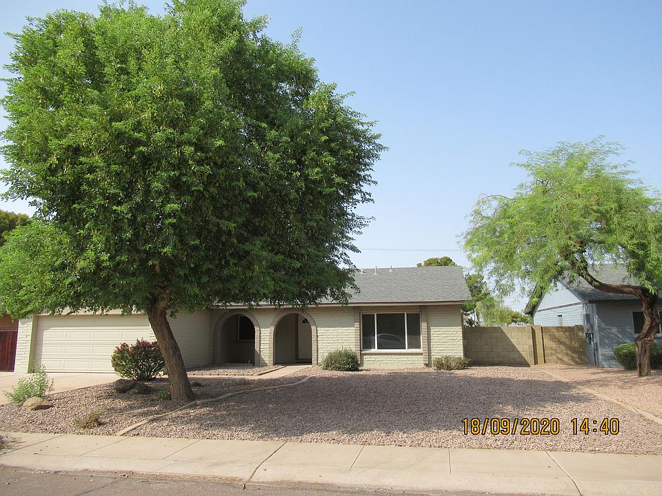 1st image of 212 E Chilton Dr