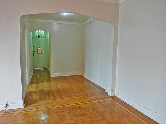 3rd image of 275 Linden Blvd APT F4