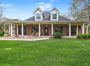 2500 Owen St, Alvin, TX 77511