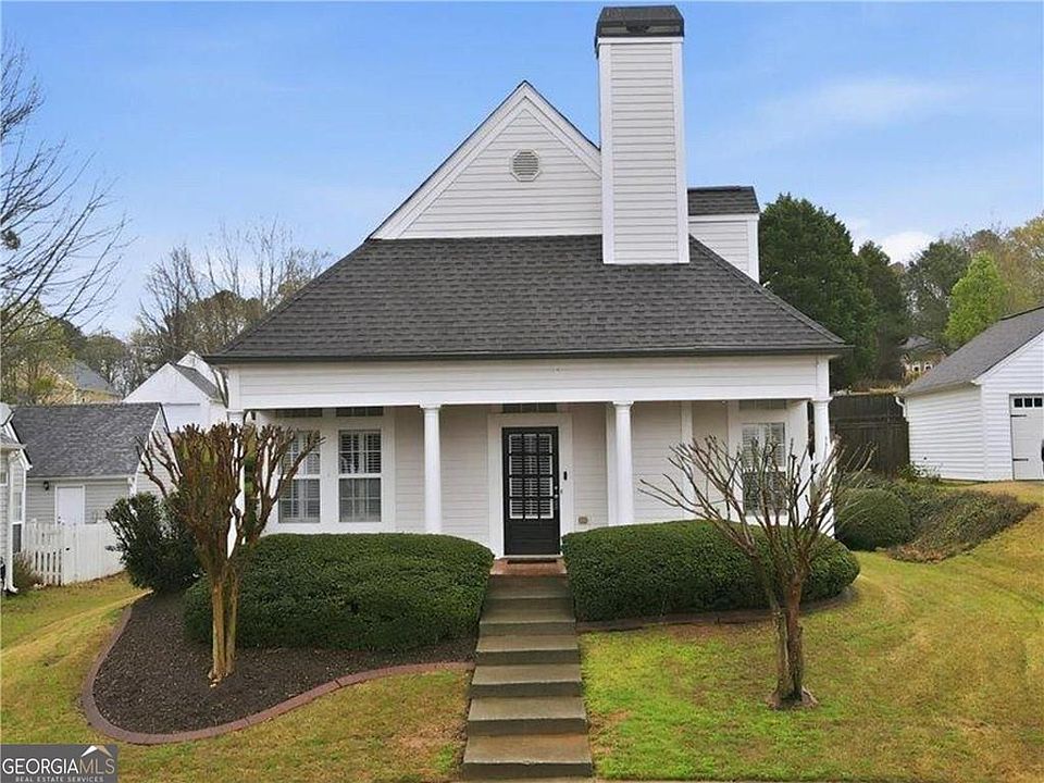 1st image of 102 Ivygreen Chase