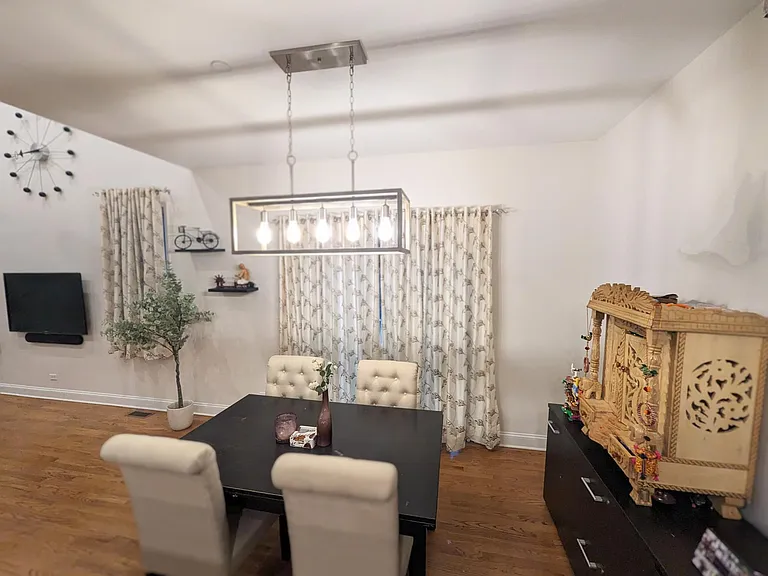 394 E Tall Oaks Ln — Photo 5