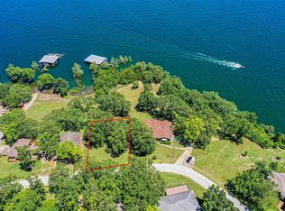 385 Edgewater Cir, Ridgedale, MO 65739