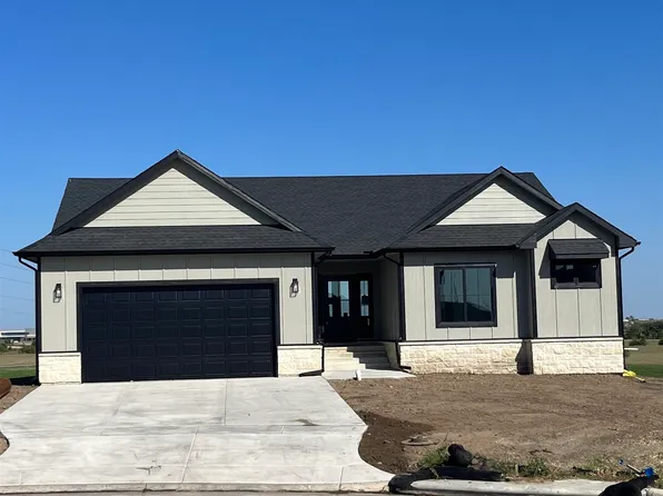 7884 E Pheasant Ridge Cir, Wichita, KS 67226