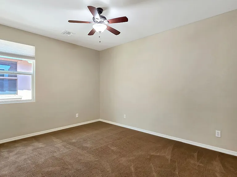 20737 W Valley View Dr — Photo 31
