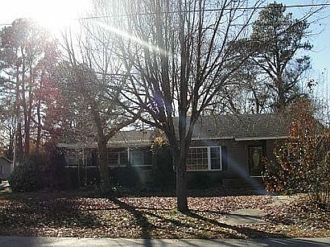 1st image of 1 Wolfe Dr