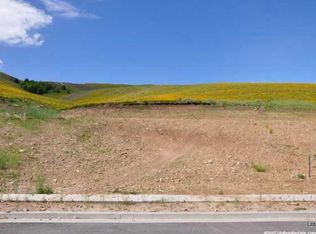 698 Oakridge Dr, Tooele, UT 84074