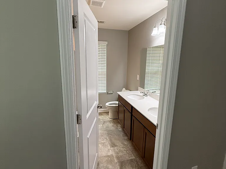 141 Butler Knoll Ct — Photo 33