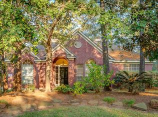 2 Merryvale Dr, Spring, TX 77382