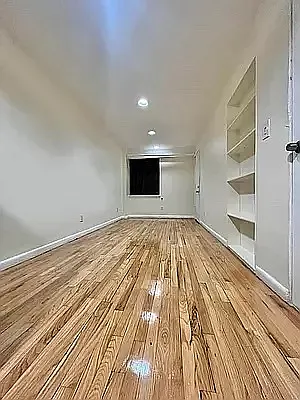 Rented by Oxford Property Group | media 26