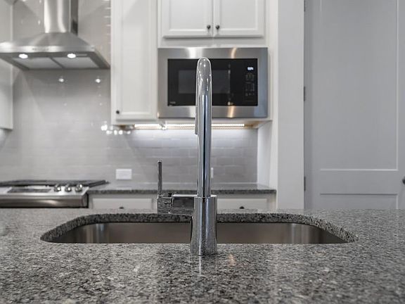 3rd image of 2764 Bell Dr #19