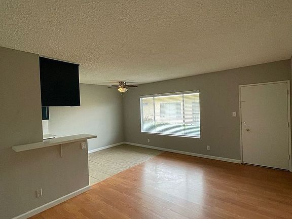 3rd image of 12730 Matteson Ave APT 7