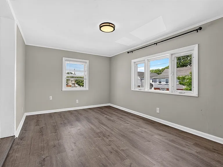 65-67 Lawn Ave #2 — Photo 12