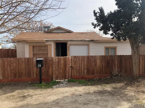 226 Olive Ave, Taft, CA 93268
