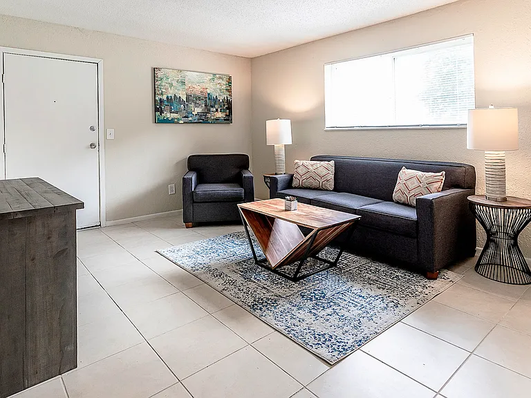 Crossroads Village Apartments — Photo 22