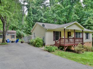 20 Candlestick Ln, Asheville, NC 28803