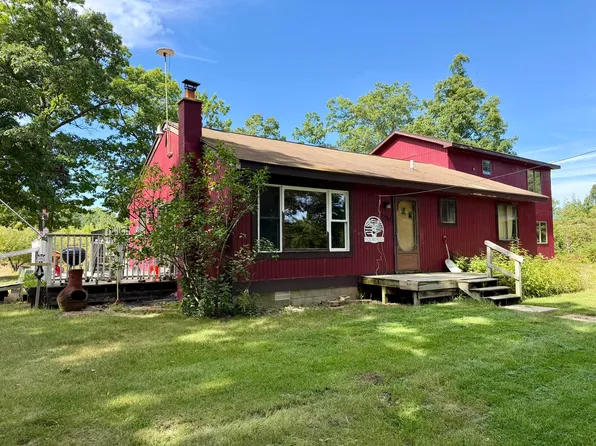 5530 Marilla Rd, Brethren, MI 49619