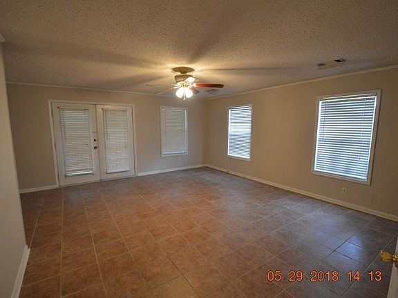 2nd image of 1409 Brierwood St