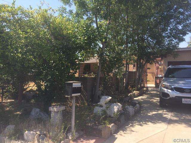 1st image of 15805 Meadowside St