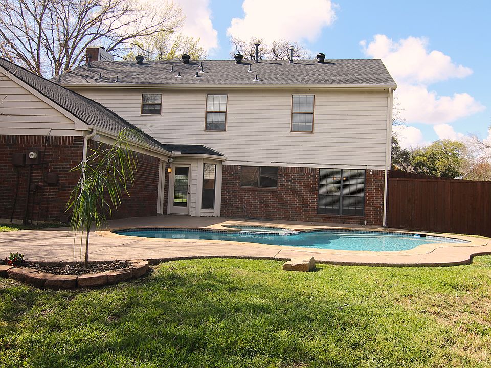 1st image of 1561 Yaggi Dr