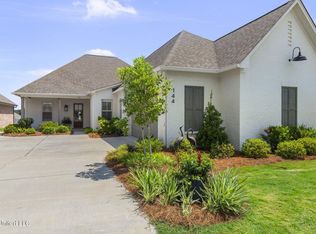 144 Herons Bay Cir, Madison, MS 39110