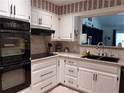 3rd image of 3307 Ma Mar Ct