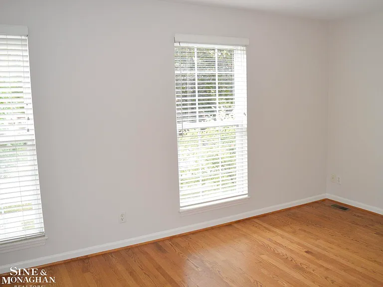 860 Neff Rd — Photo 30