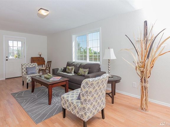 5th image of 620 Parkside Dr