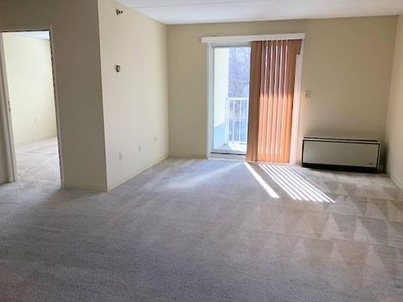 5th image of 200 Cove Way Unit 320