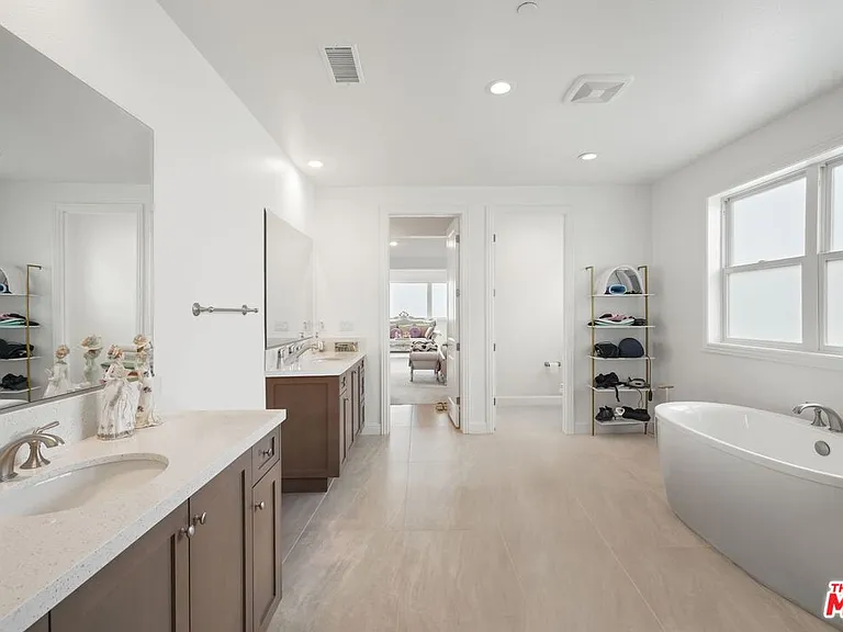 20244 W Albion Way — Photo 25