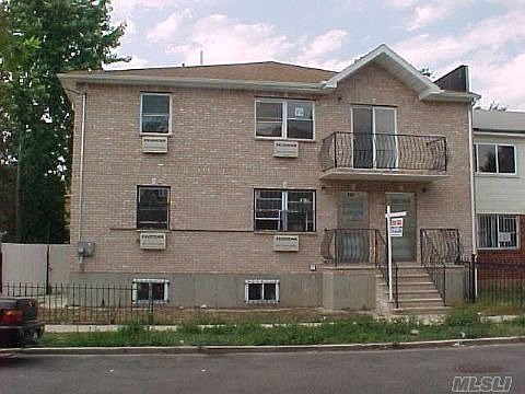 3rd image of 19517 Carpenter Ave