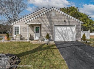 1 Hastings Ct, Forked River, NJ