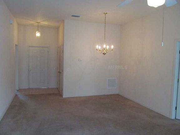 3rd image of 307 Erie Ct