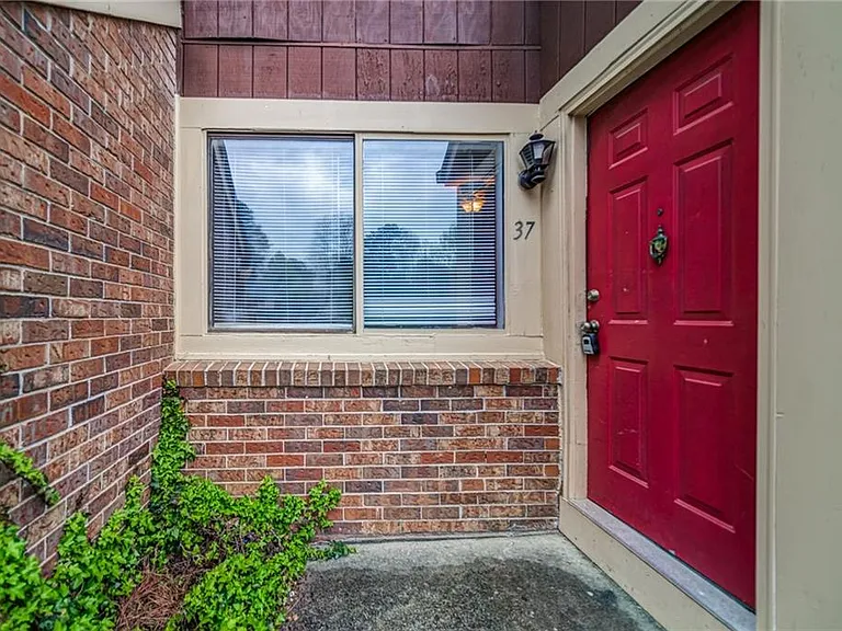 37 Country Place Ct — Photo 23