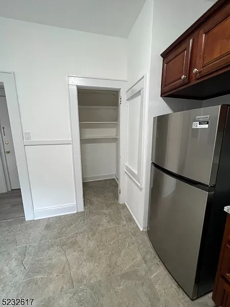 1 bed, 1.0 bath, $1,695 — Photo 4