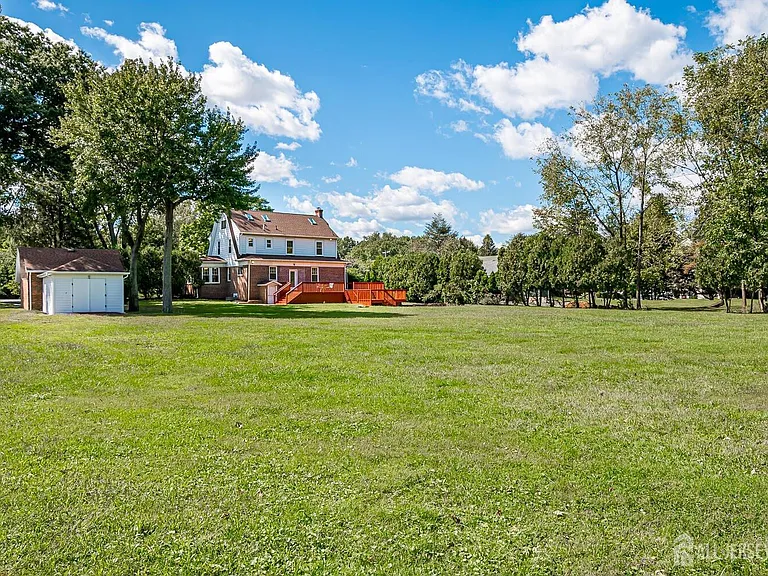 338 Buckelew Ave — Photo 39