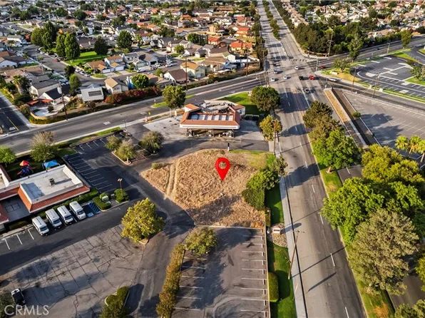 940 W Bloomington Ave, Bloomington, CA 92316