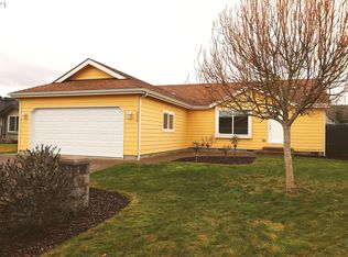 5270 Elk Ridge Dr, Eugene, OR 97402